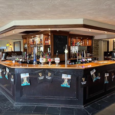 Savoy Country Inn St Clears Bagian luar foto